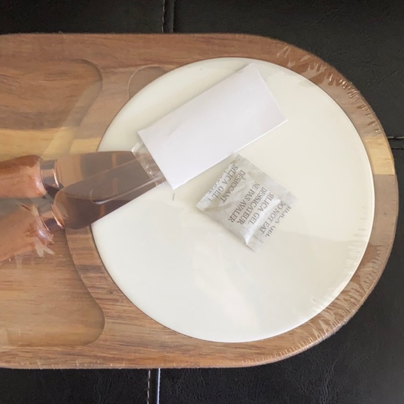 Twine Living Co. Gourmet Wood & Ceramic Cheese Board Set - Picture 6 of 14